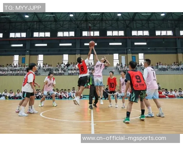 西昌篮球赛精彩对决二中迎战宜宾一中展现青春风采与团队精神